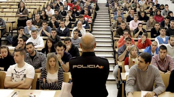 EXAMEN ESCALA BÁSICA POLICÍA NACIONAL